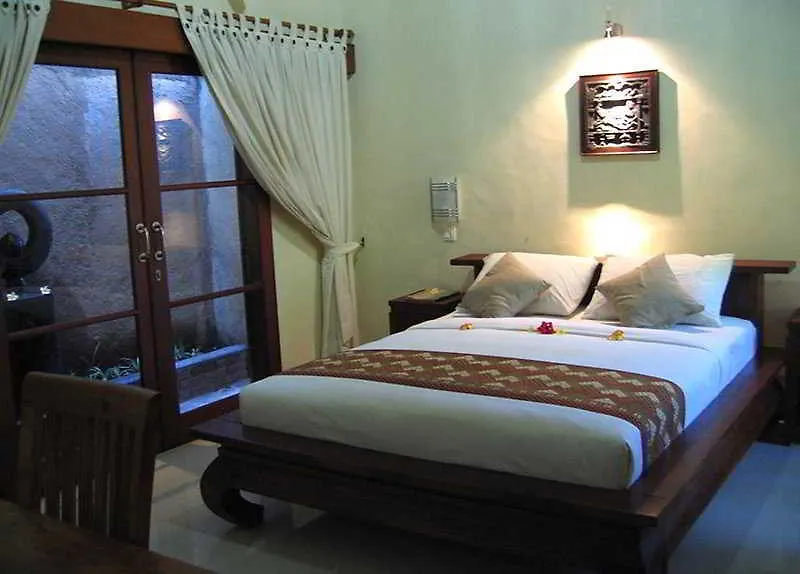 Putu Bali Villa And Spa Seminyak Hotel
