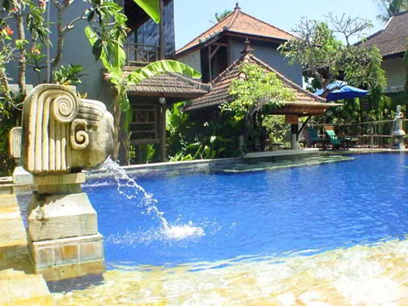 Putu Bali Villa And Spa Seminyak 3*,
